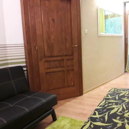 Varmegye Vendeghaz Гостевой дом